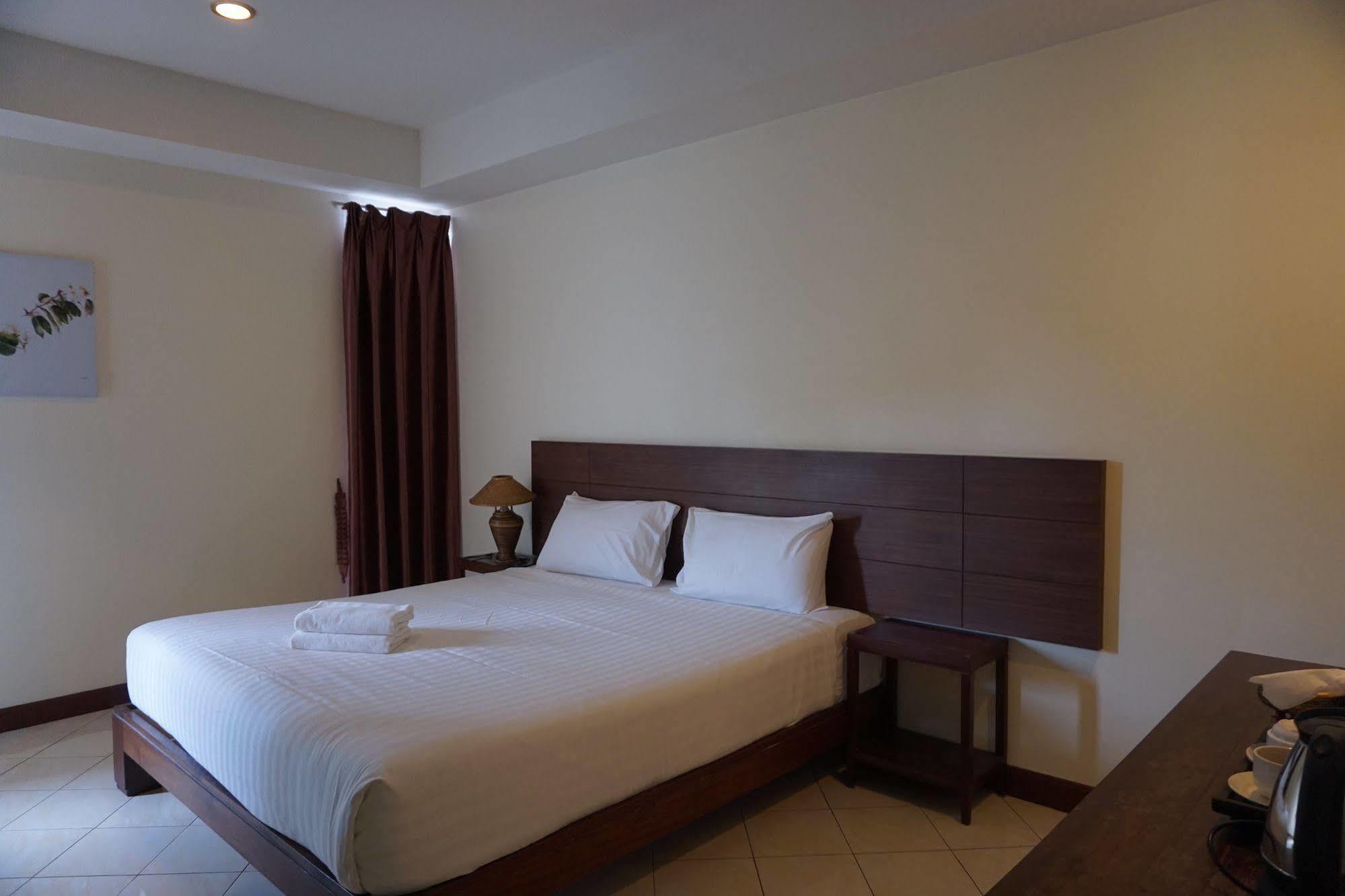 The One Residence Udon Thani Exterior foto